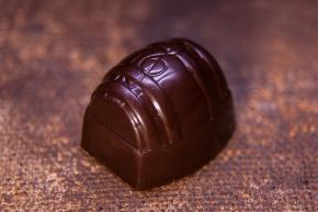 A1 PRALINES - hořká rumová pralinka A1 PRALINES - hořká rumová pralinka