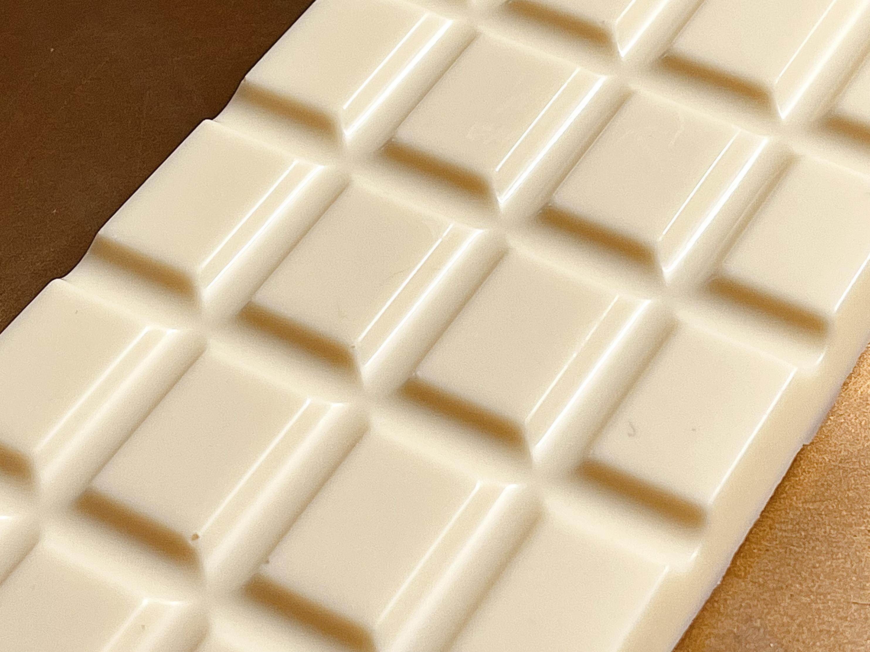 Bílá čokoláda sušené borůvky 100g